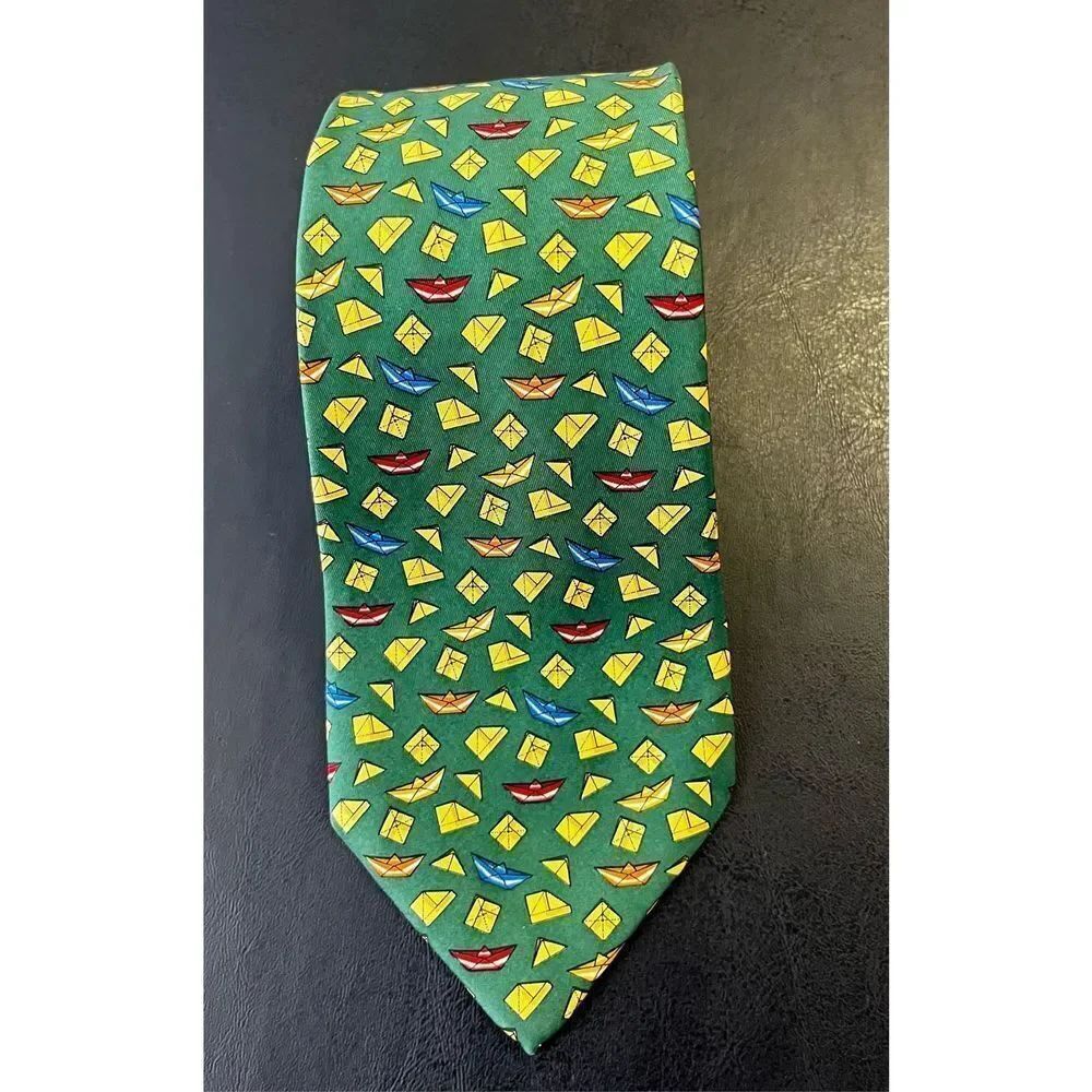 Salvatore Ferragamo tie